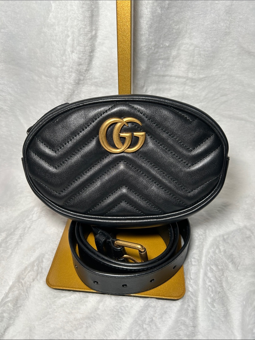 419. Gucci GG Marmont belt bag